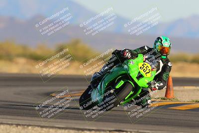 media/Oct-29-2022-CVMA (Sat) [[14c0aa3b66]]/Race 11 Amateur Supersport Open/